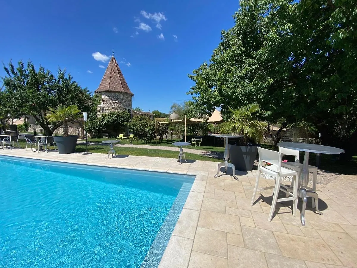 מלון Vignieu Domaine De Suzel 4*,  צרפת