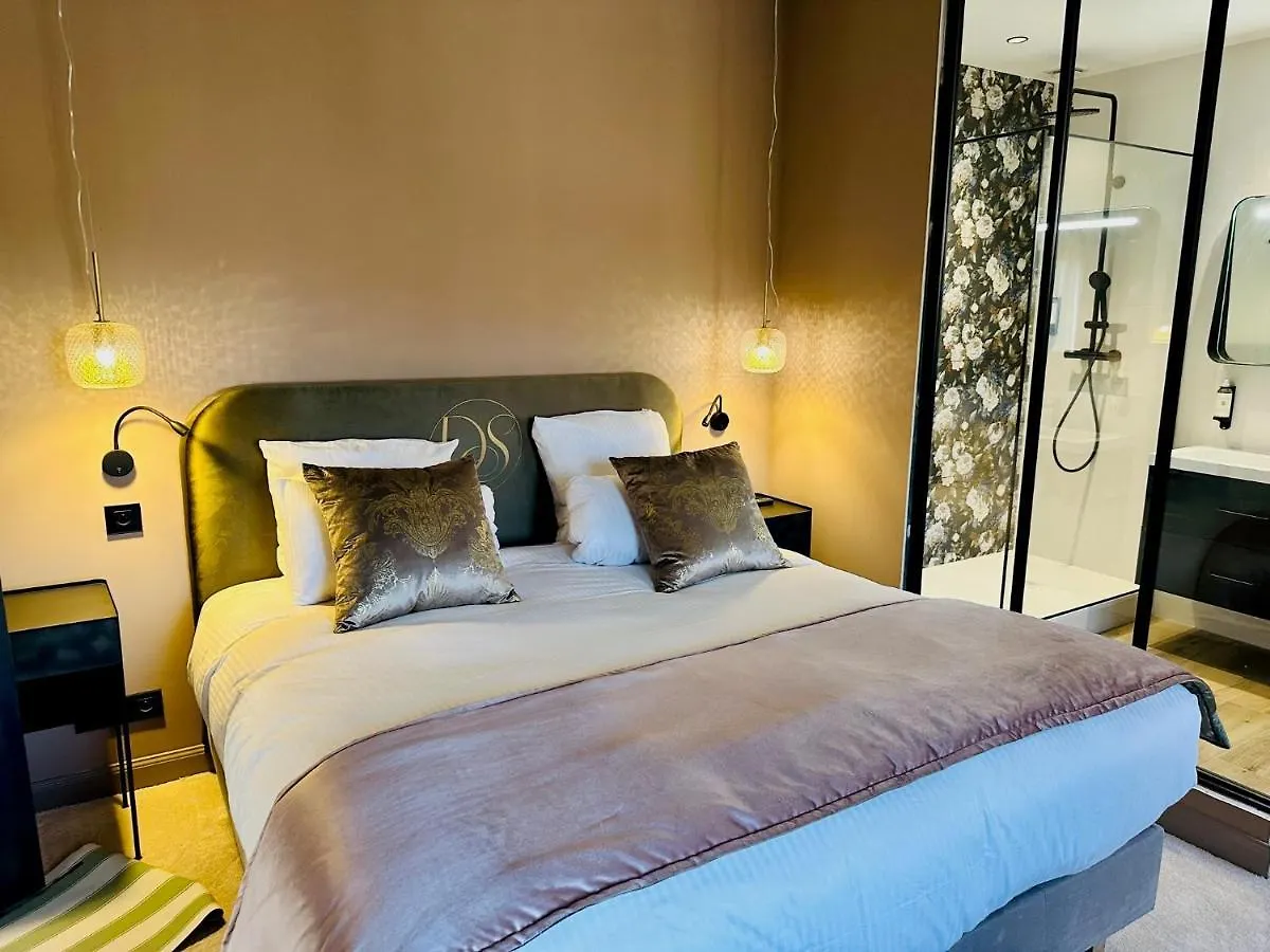 ****  Domaine De Suzel Hotel Vignieu France